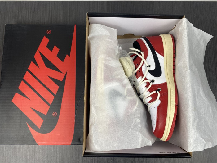 AIR JORDAN 1 LOW 