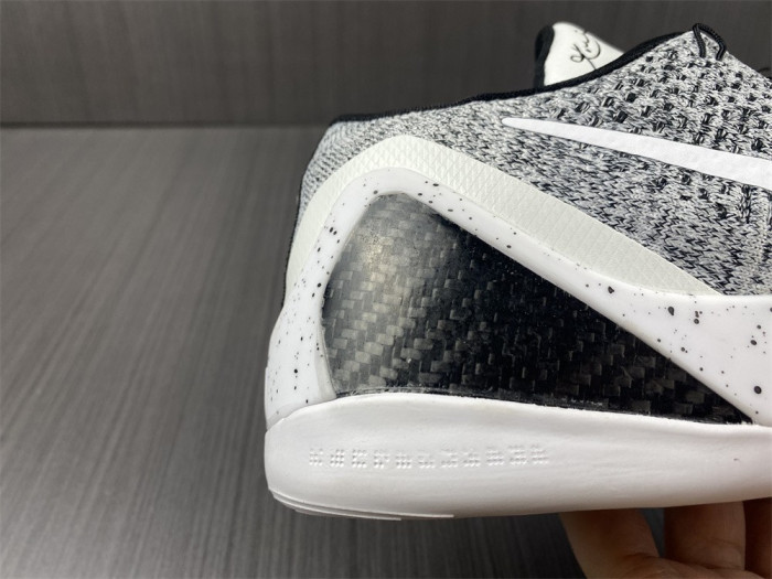 NIKE ZOOM KOBE 9 ELITE LOW XDR
