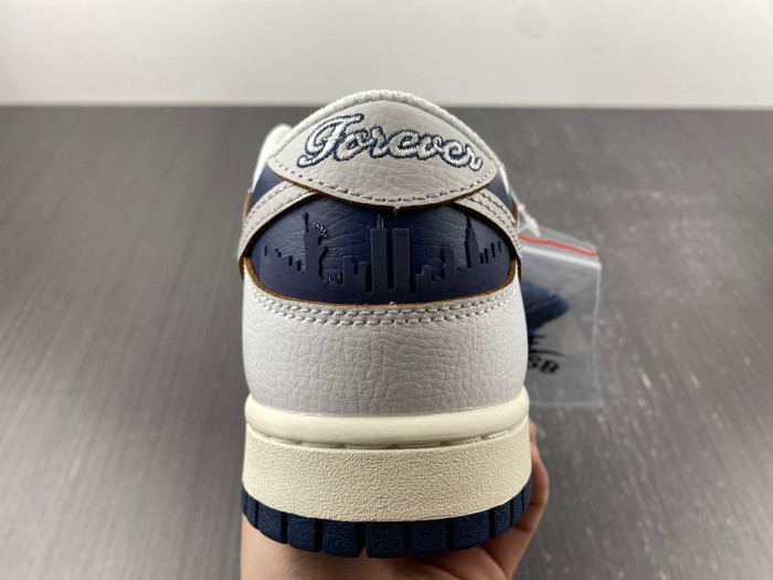 HUF x Nike SB Dunk Low NYC FD8775-100