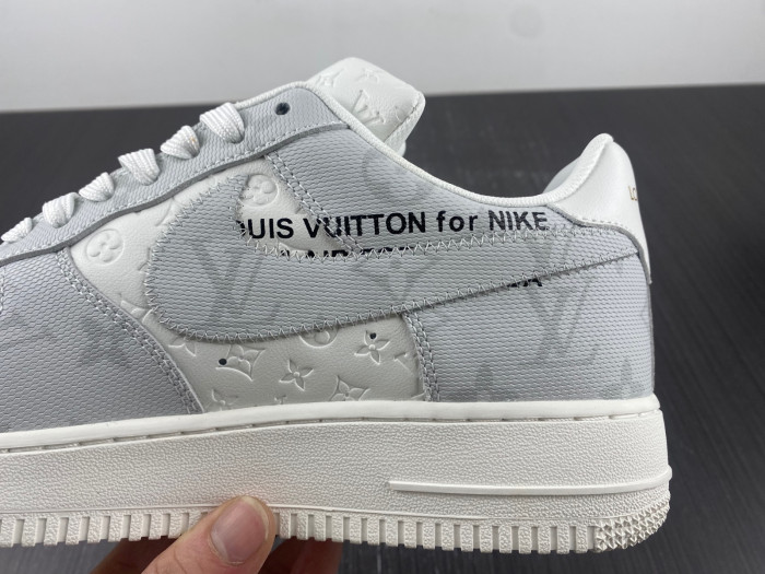 NIKE AIR FORCE 1 LOW BY VIRGIL ABLOH