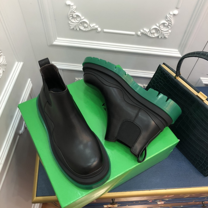 botteg*Ve*ne*ta boots women + men