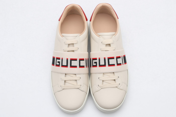 G*u*i  platform sneaker