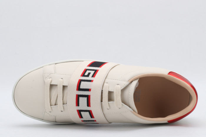 G*u*i  platform sneaker