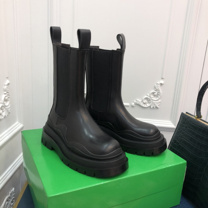 botteg*Ve*ne*ta boots women + men