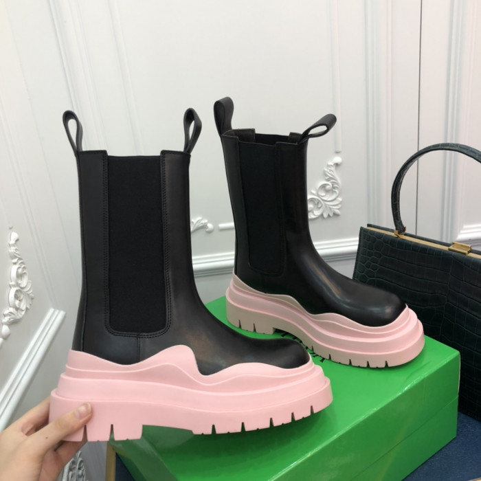 botteg*Ve*ne*ta boots women + men