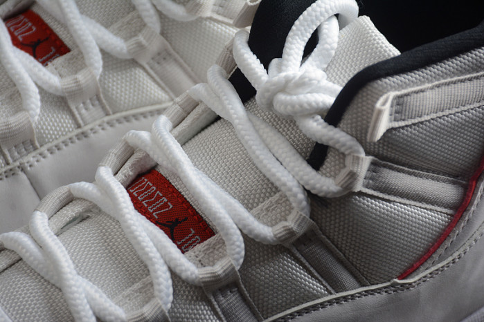 Air Jordan 11 Retro Platinum Tint - 378037-016