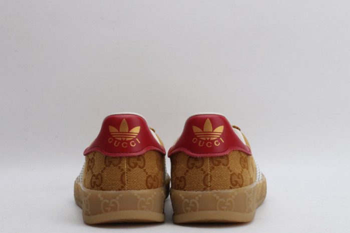 G*u*i sneaker