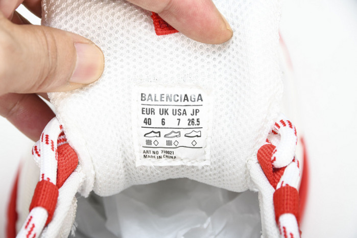 BLCG SNEAKER TRIPLE.S.