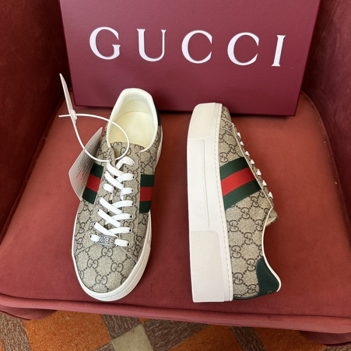 G*u*i sneaker
