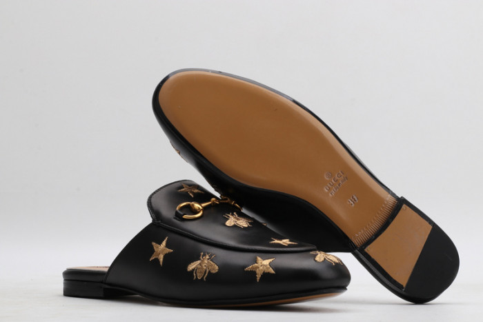 G*u*i loafer