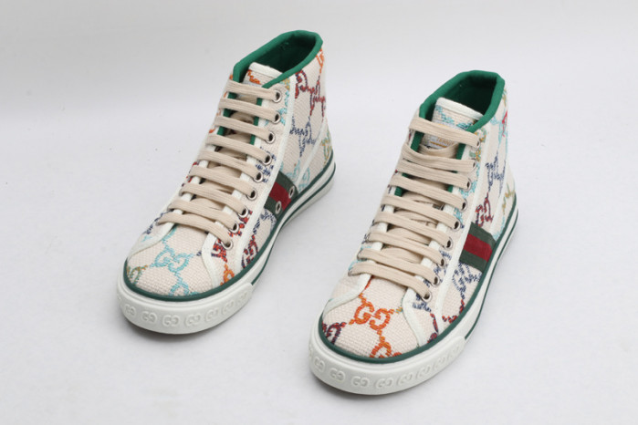 G*u*i sneaker