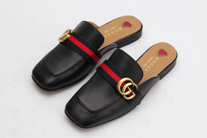 G*u*i  loafer