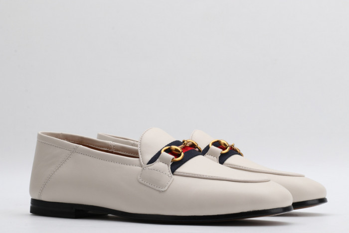 G*u*i loafer