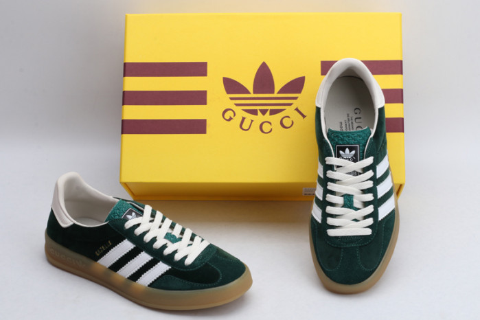 G*u*i sneaker