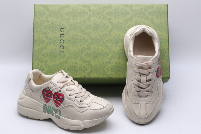 G*u*i sneaker