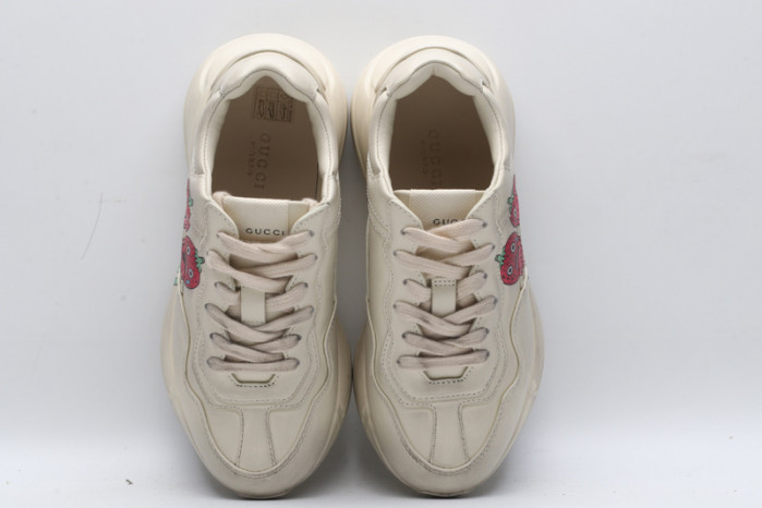 G*u*i sneaker