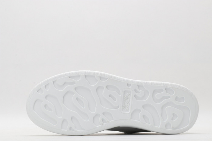 ALEXANDER MCQUEEN OVERSIZED