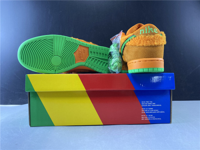 GRATEFUL DEAD X NIKE SB DUNK LOW“ ORANGE BEAR” CJ5378 800