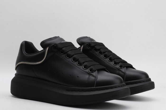 ALEXANDER MCQUEEN OVERSIZED