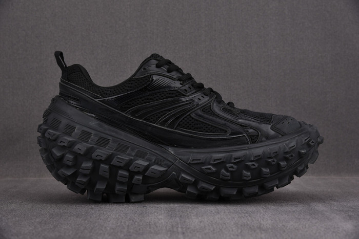 Ba*len*cia*ga ddfender sneakers