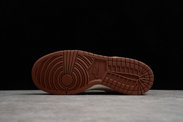 Nike Dunk Low PRM "Medium Curry" DD1390-100