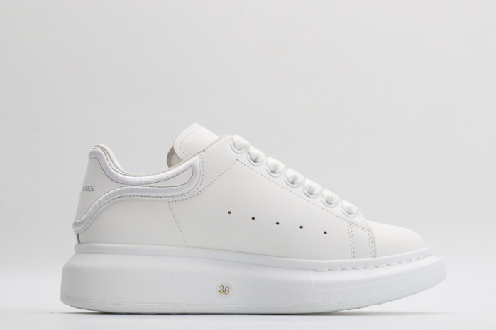 ALEXANDER MCQUEEN OVERSIZED