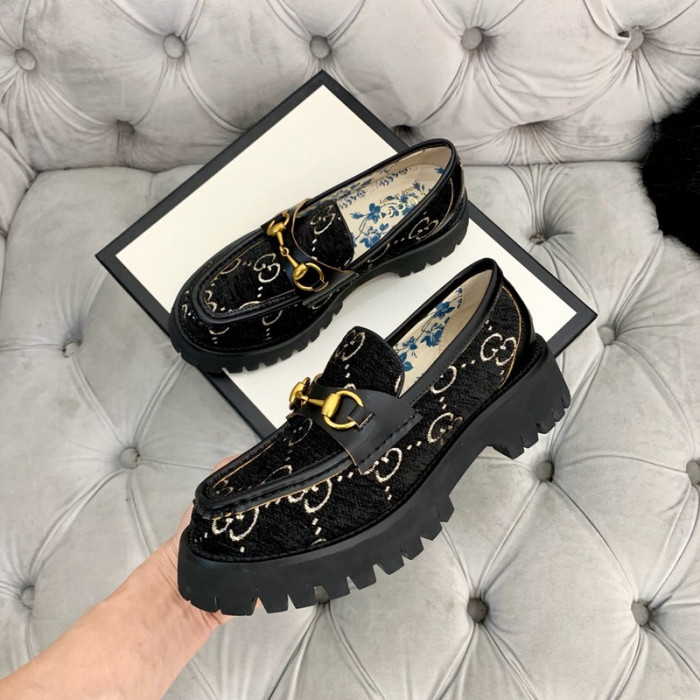 G*u*i loafers