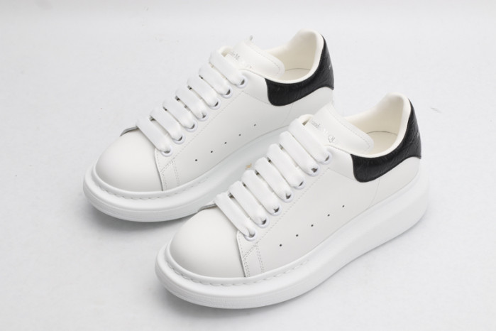 ALEXANDER MCQUEEN OVERSIZED