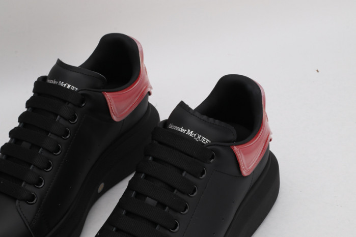 ALEXANDER MCQUEEN OVERSIZED