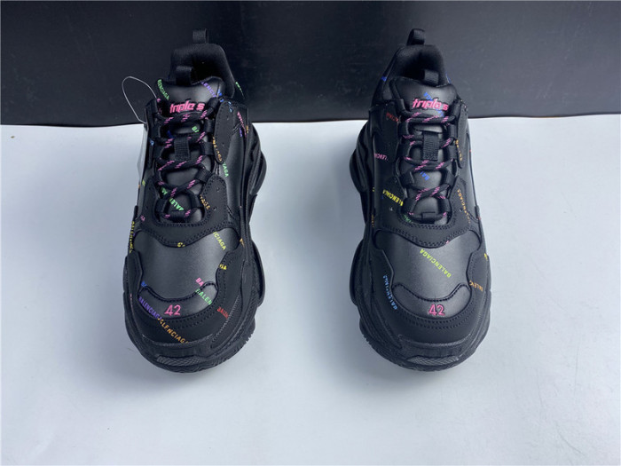 BLCG SNEAKER TRIPLE.S.