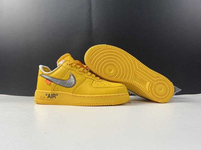 NIKE AIR FORCE 1 UNIVERSITY GOLD DD1876-100