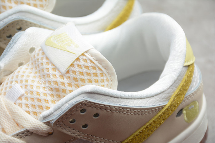Nike Dunk Low Lemon Drop (W) - DJ6902-700