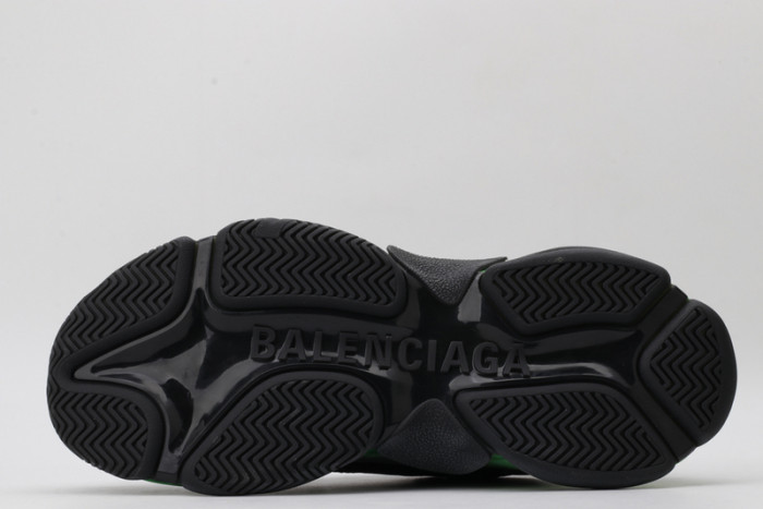 BLCG SNEAKER TRIPLE.S.