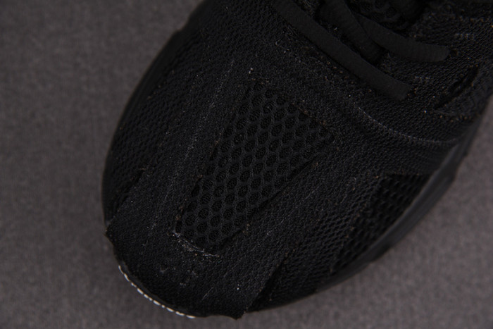 Ba*len*cia*ga -phantom sneakers