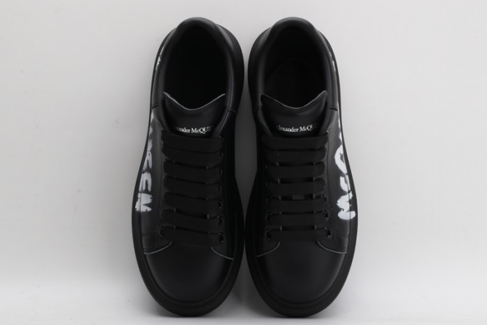 ALEXANDER MCQUEEN OVERSIZED