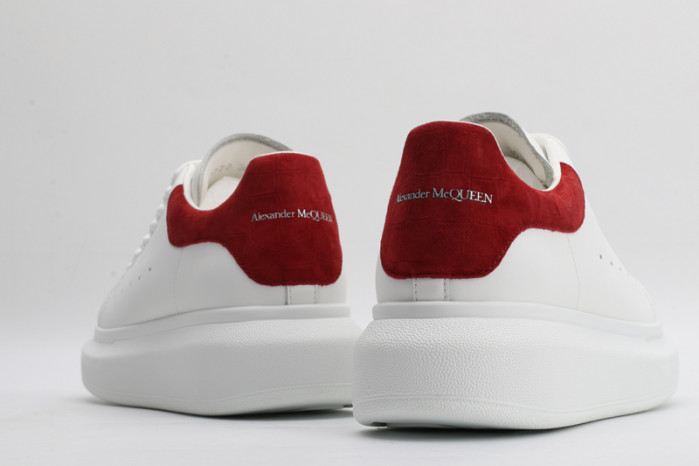 ALEXANDER MCQUEEN OVERSIZED