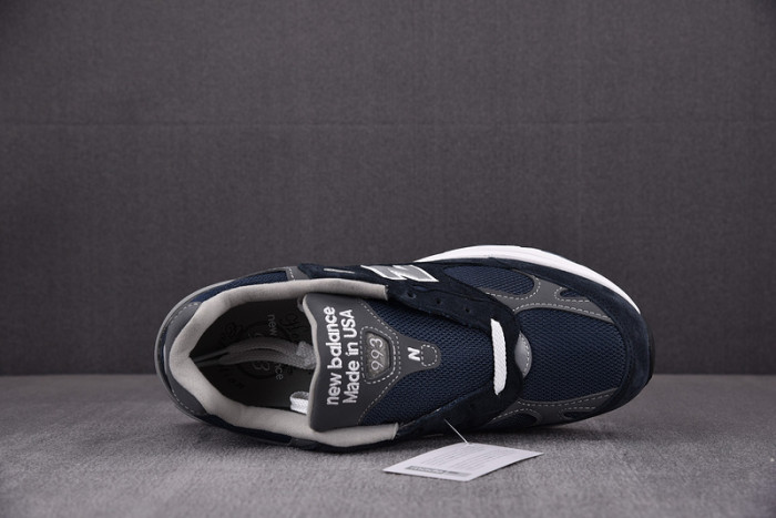 New Balance MR993NV