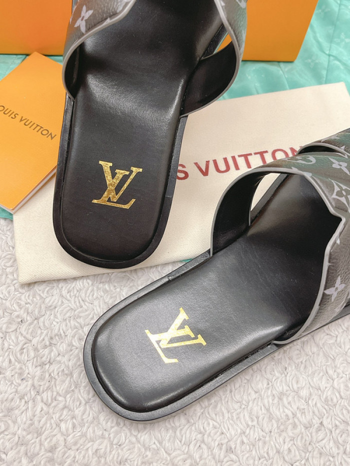 LO1_VTS SANDALS