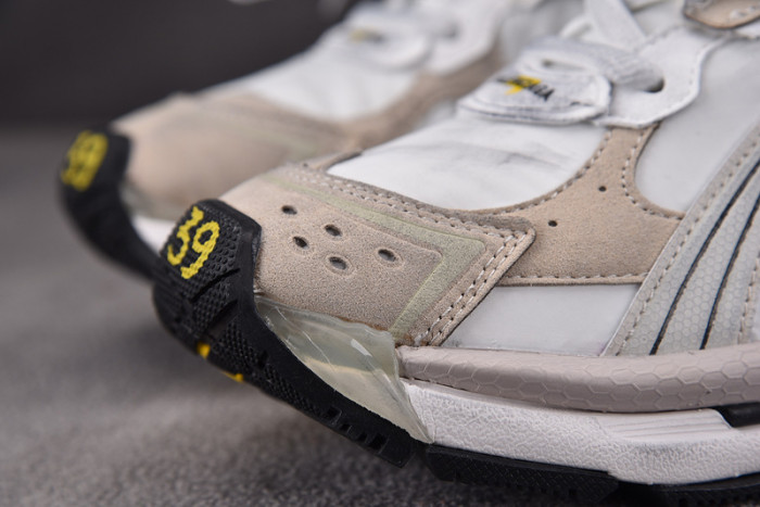 Ba*len*cia*ga -runner