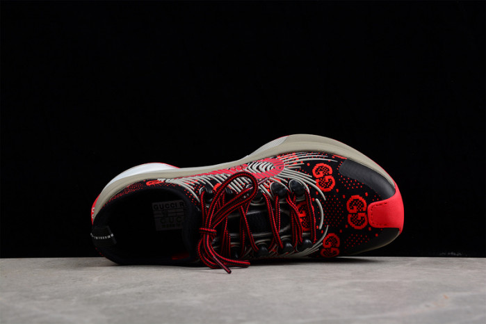 G*u*i run low-top sneakers