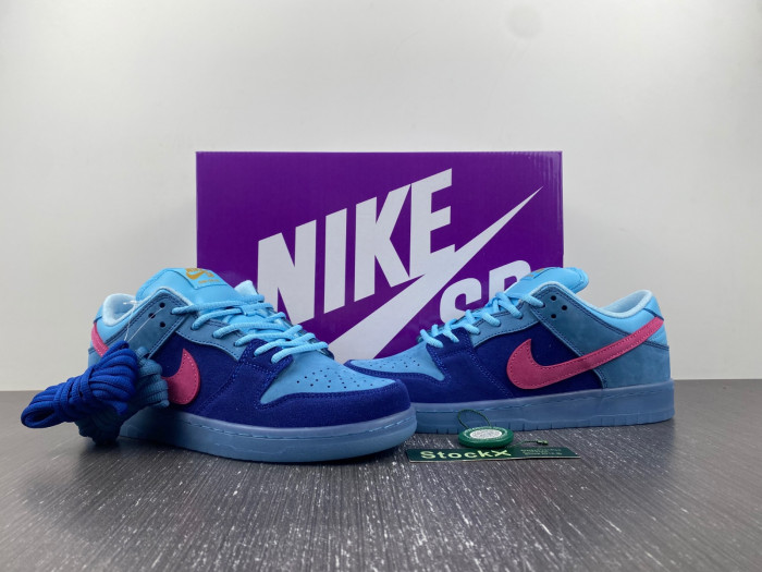 Nike SB Dunk Low Run The Jewels - DO9404-400