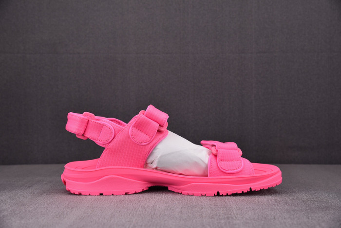 Ba*len*cia*ga sandals