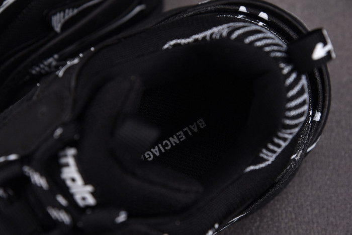 BLCG SNEAKER TRIPLE.S.