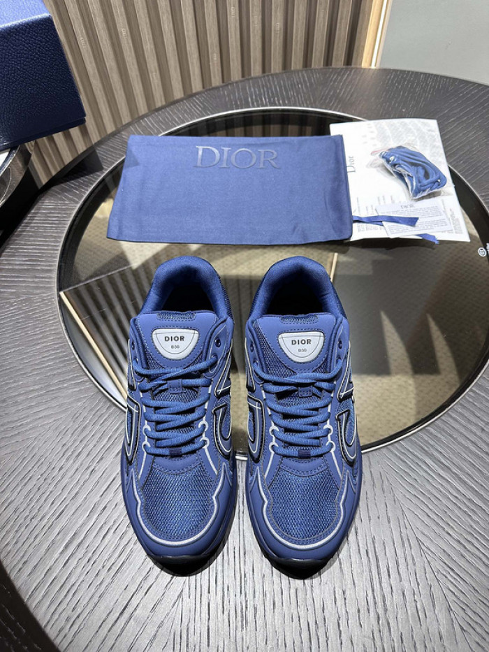 DIO B30 LowTop Sneaker