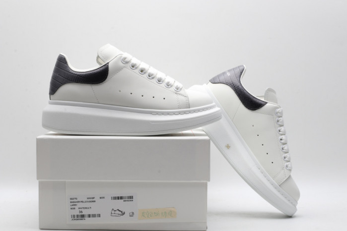 ALEXANDER MCQUEEN OVERSIZED