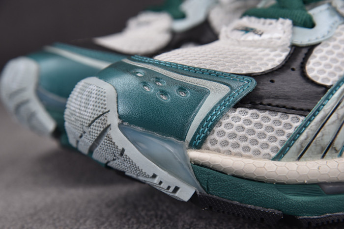 Ba*len*cia*ga -runner