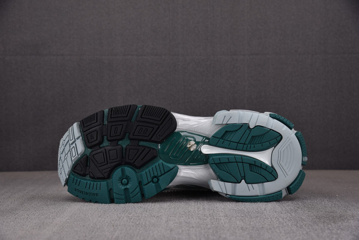 Ba*len*cia*ga -runner