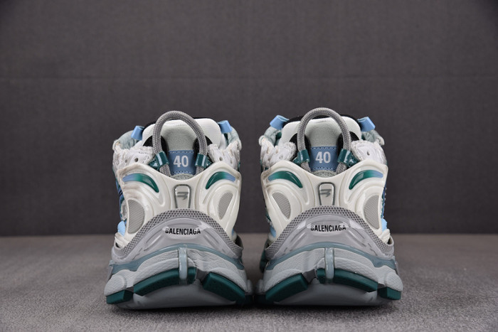 Ba*len*cia*ga -runner