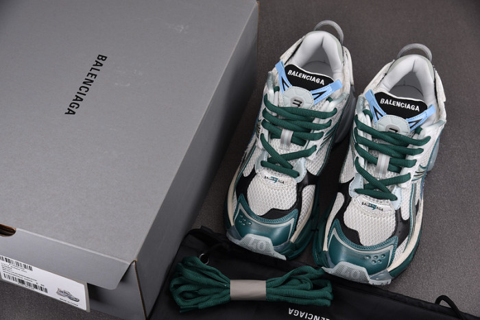 Ba*len*cia*ga -runner