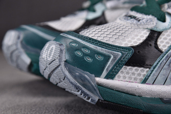 Ba*len*cia*ga -runner